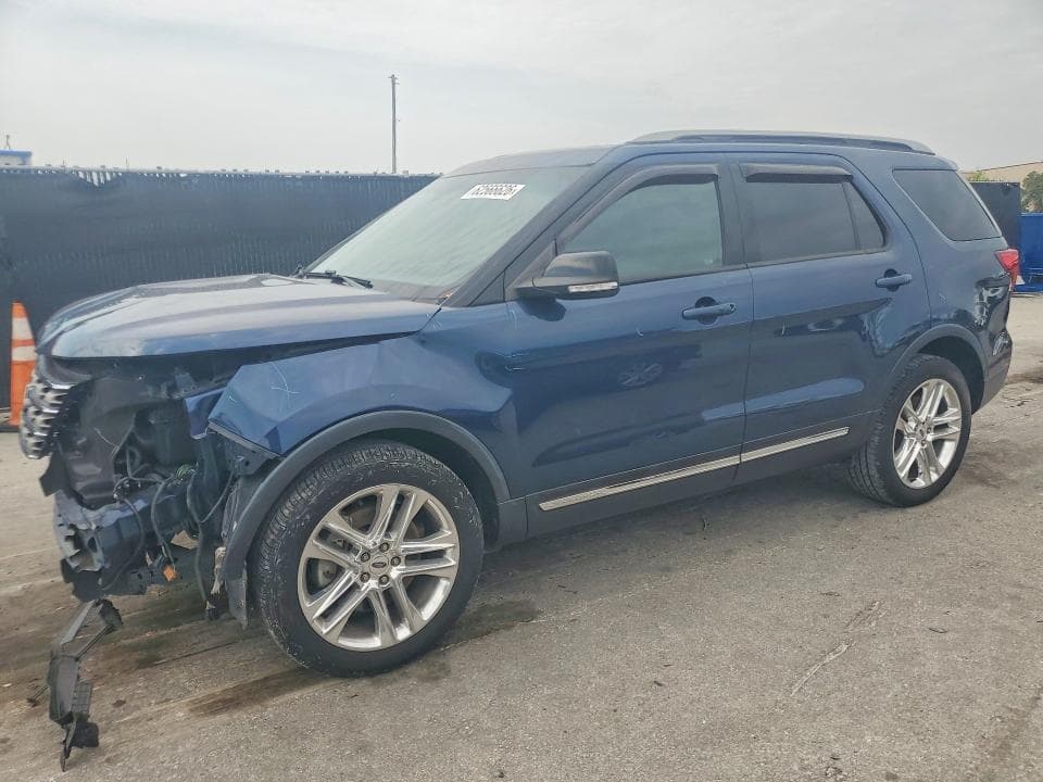 2017 FORD EXPLORER XLT - 1