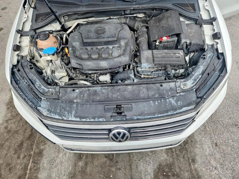 2018 VOLKSWAGEN PASSAT SE 11