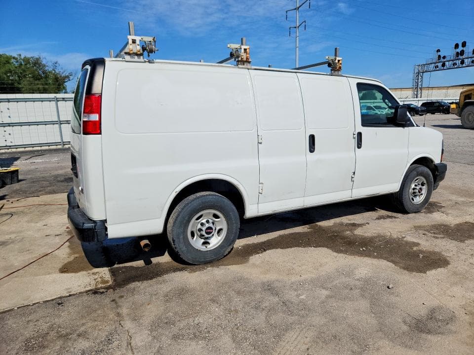 2020 GMC SAVANA G2500 3