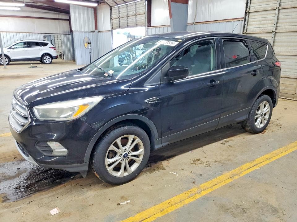 2017 FORD ESCAPE SE - 1