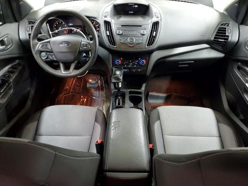 2017 FORD ESCAPE SE 8