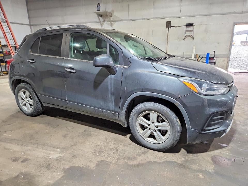 2017 CHEVROLET TRAX 1LT 4