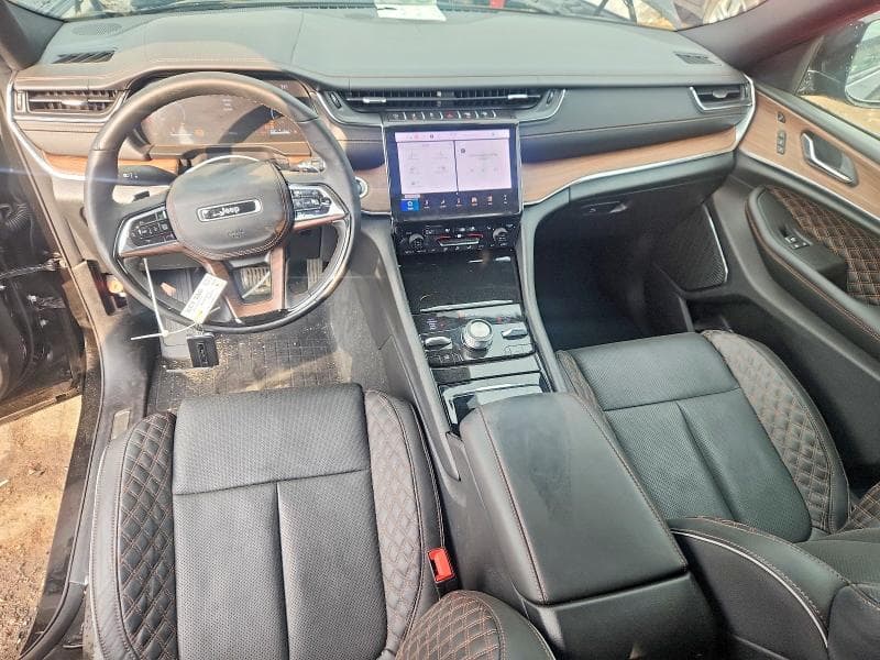 2025 JEEP GRAND CHEROKEE SUMMIT 8
