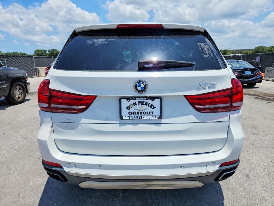 2017 BMW X5 XDR40E 6