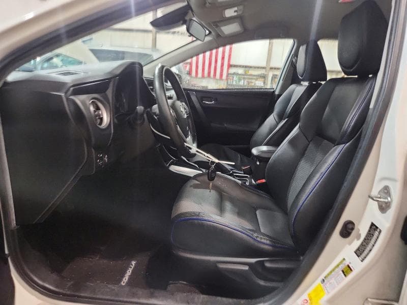 2019 TOYOTA COROLLA SE 7