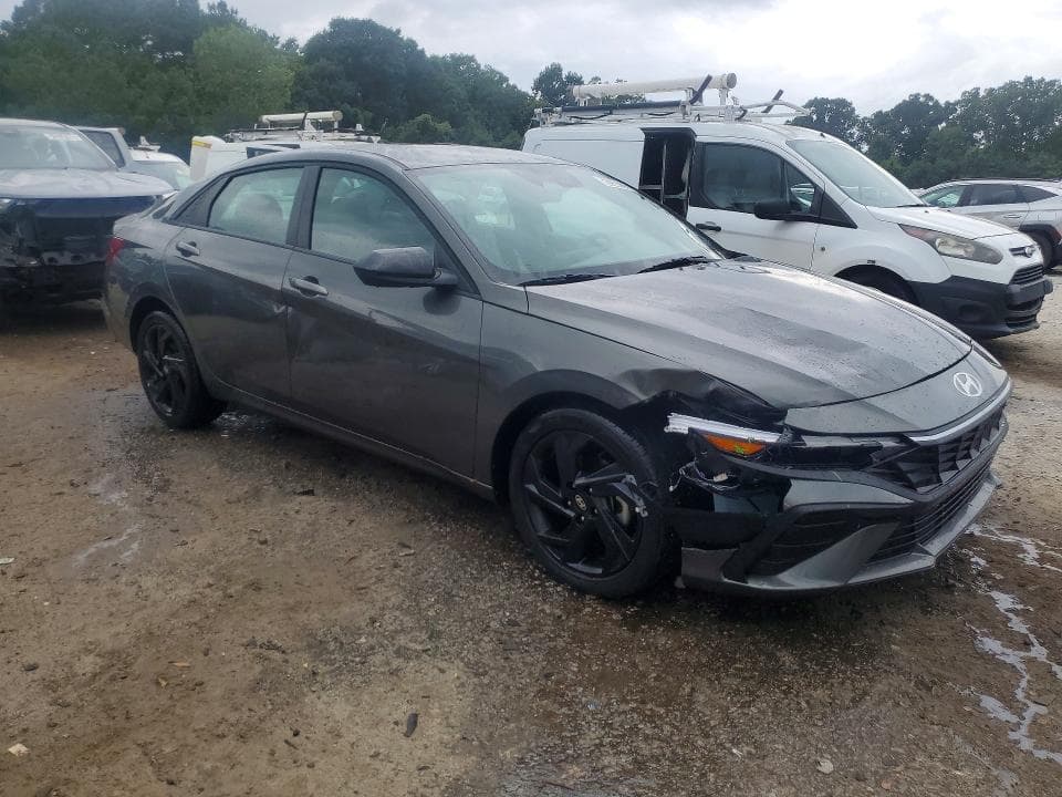 2026 HYUNDAI ELANTRA SEL SPORT 4