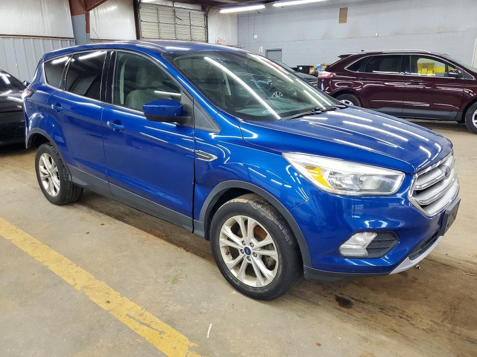2017 FORD ESCAPE SE SE 4