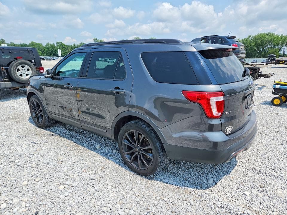 2017 FORD EXPLORER XLT 2