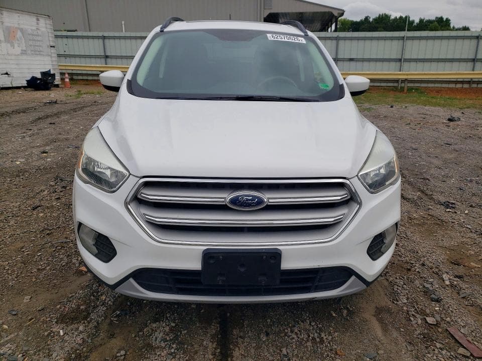 2018 FORD ESCAPE SE SE 5