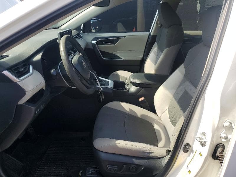 2022 TOYOTA RAV4 XLE 7
