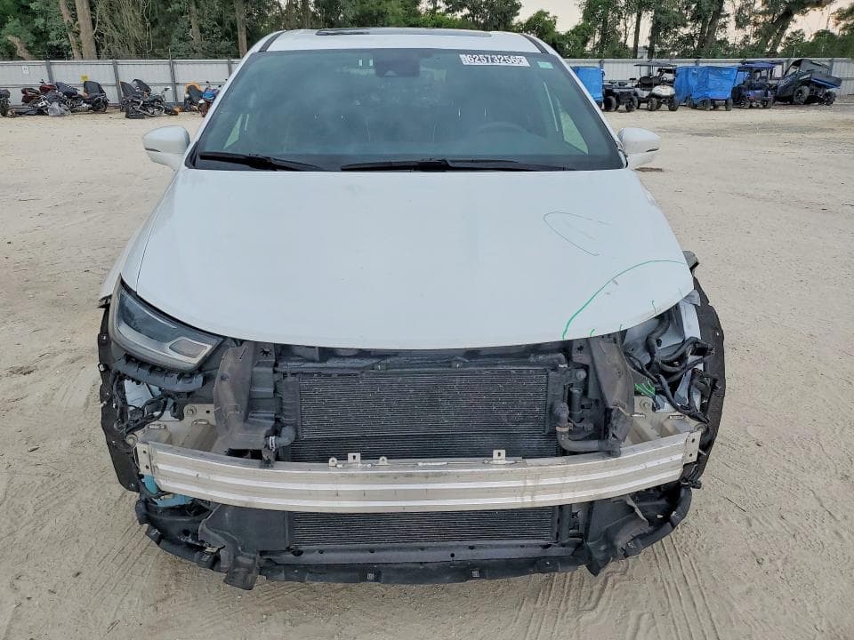 2022 CHRYSLER PACIFICA HYBRID LIMITED 5