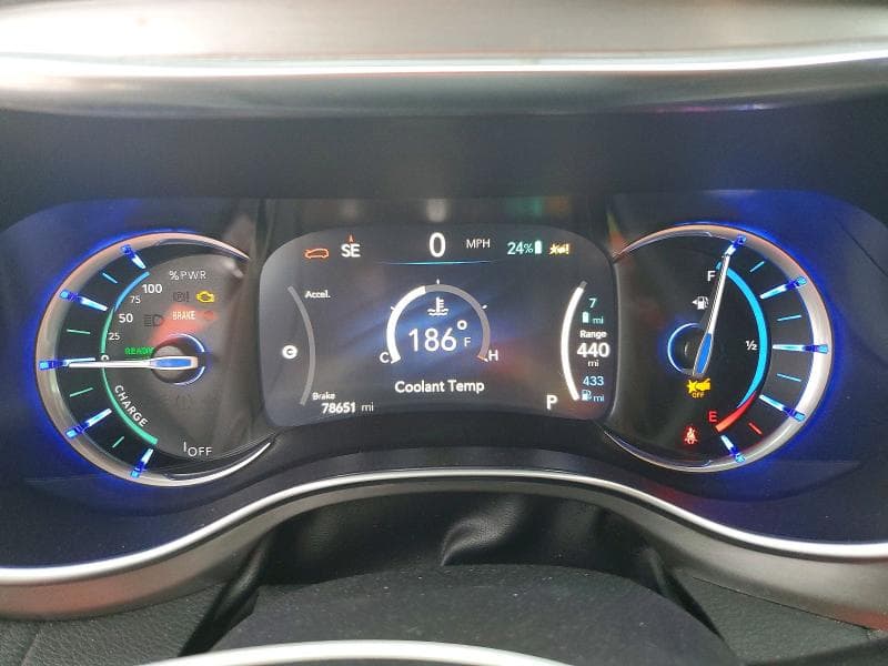 2022 CHRYSLER PACIFICA HYBRID LIMITED 9