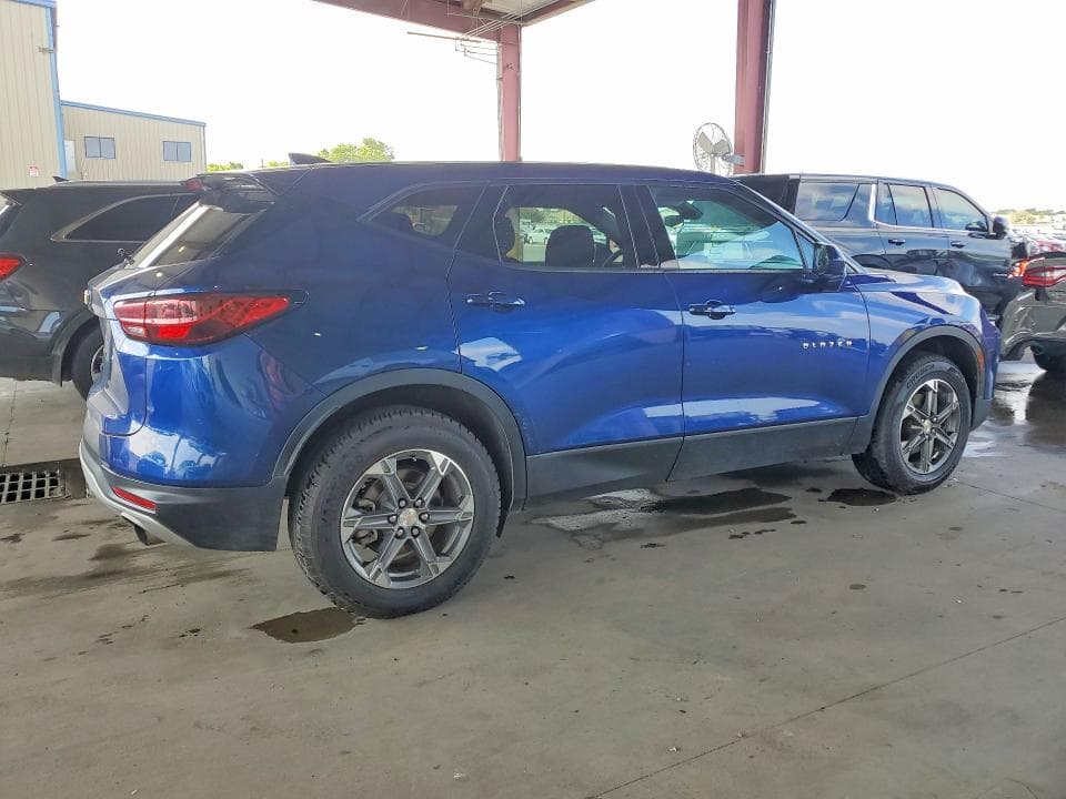 2023 CHEVROLET BLAZER 2LT 3