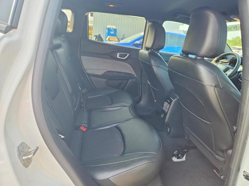 2025 JEEP COMPASS LATITUDE 11