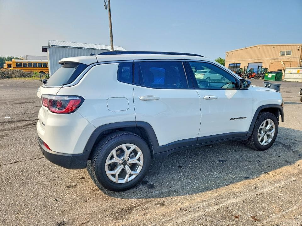 2025 JEEP COMPASS LATITUDE 3