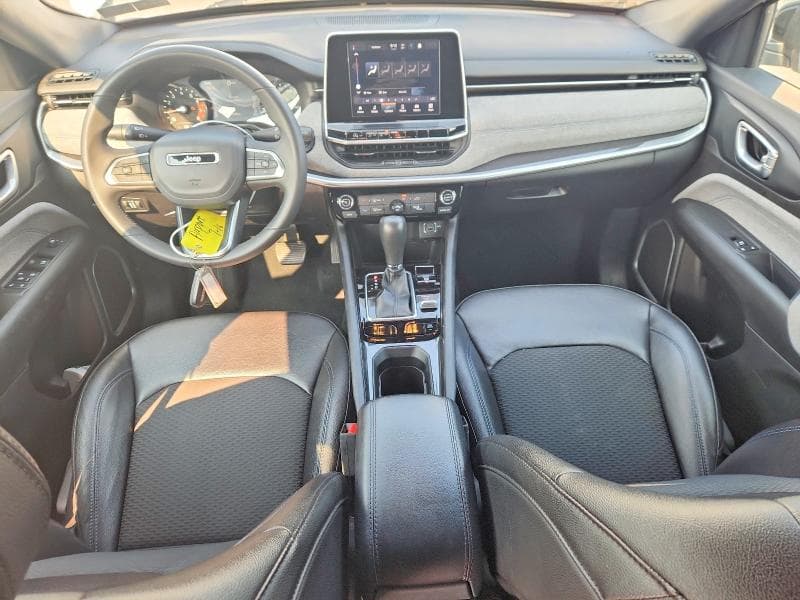 2025 JEEP COMPASS LATITUDE 8