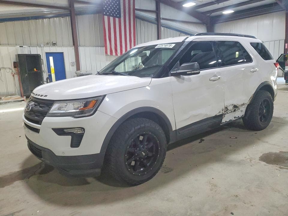 2018 FORD EXPLORER XLT - 1