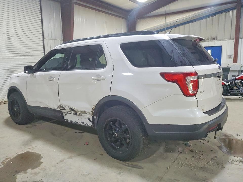 2018 FORD EXPLORER XLT 2