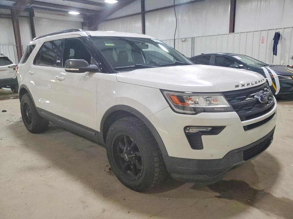 2018 FORD EXPLORER XLT 4