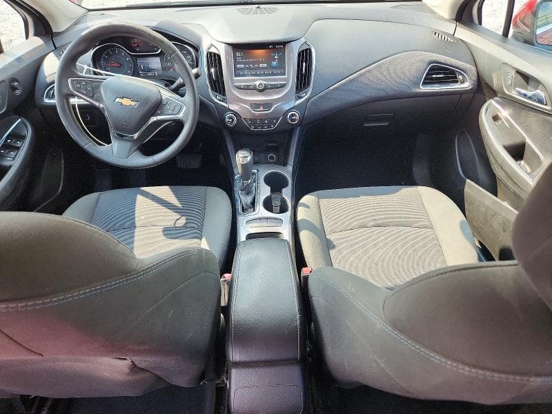 2017 CHEVROLET CRUZE LT 8