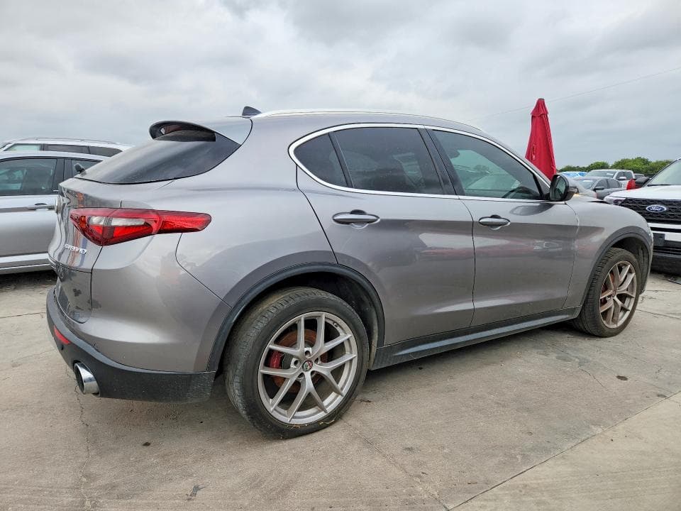 2018 ALFA ROMEO STELVIO TI TI 4
