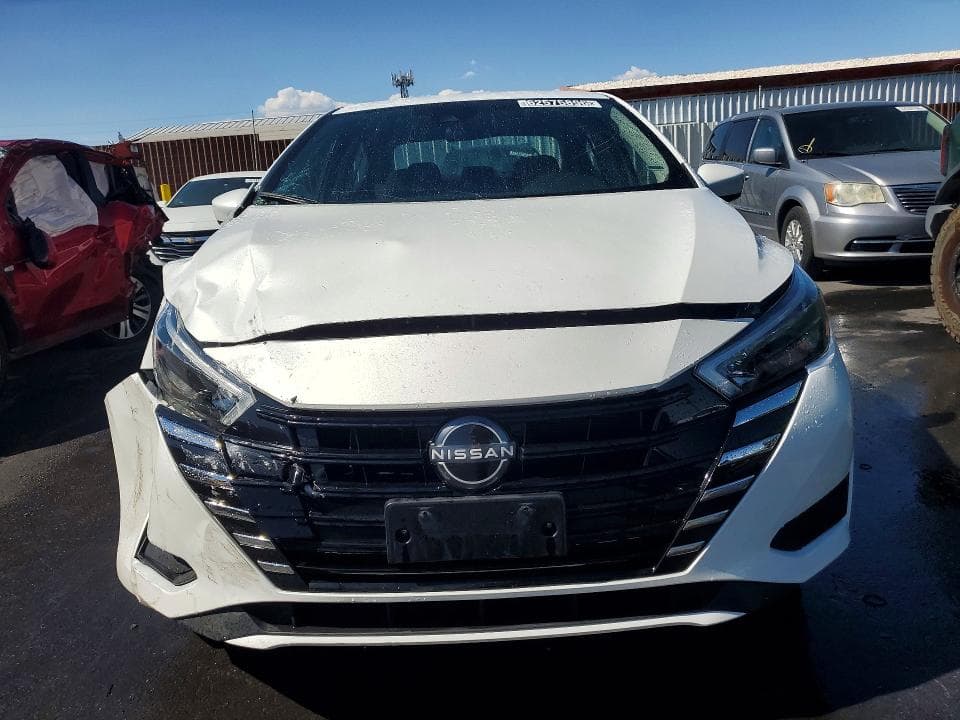 2025 NISSAN VERSA SV 5