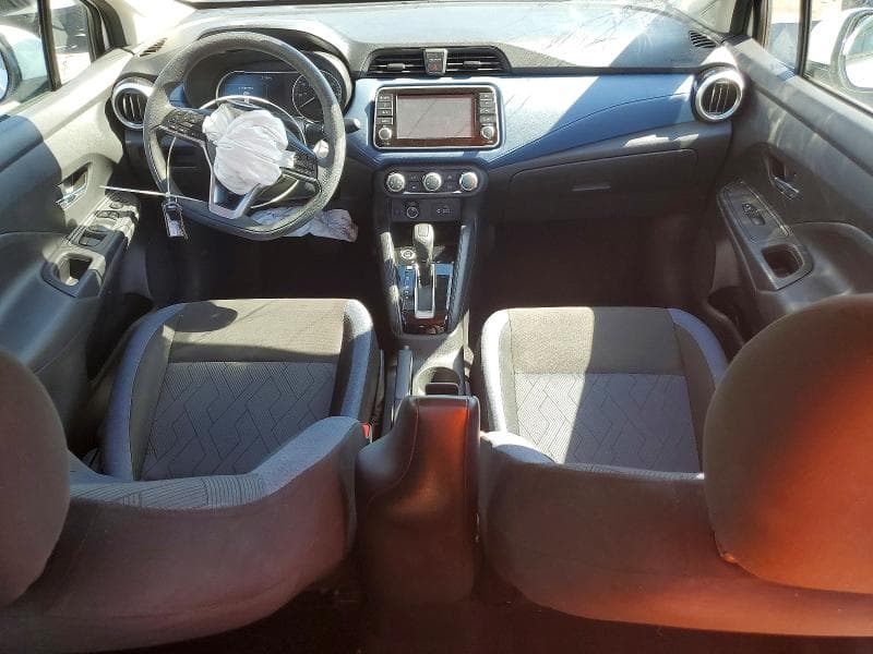2025 NISSAN VERSA SV 8