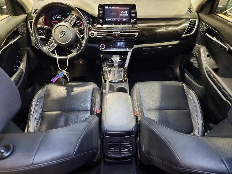 2021 KIA SELTOS EX 8