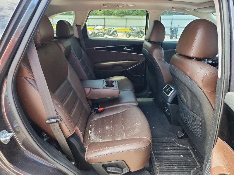 2019 KIA SORENTO SX V6 11