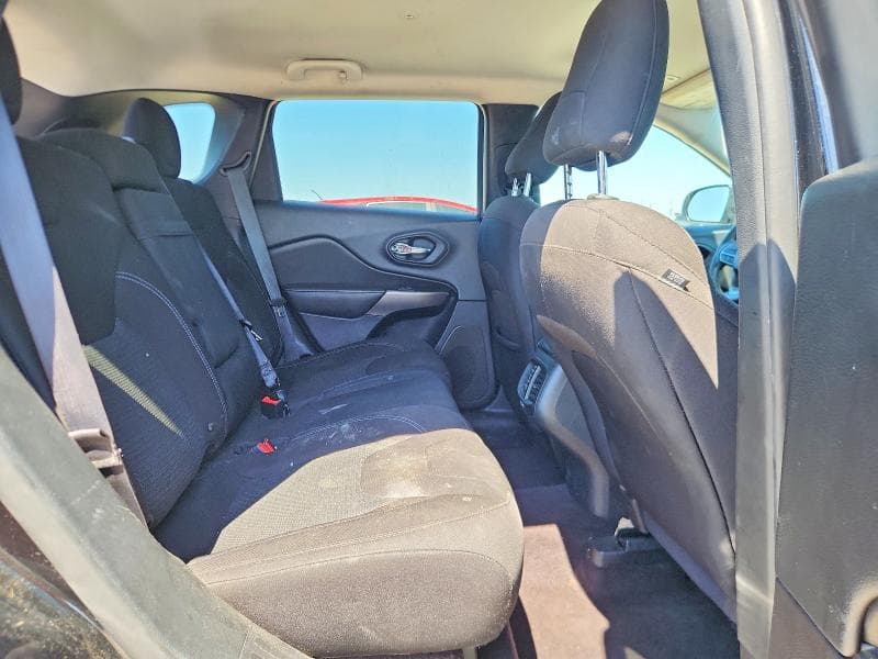2019 JEEP CHEROKEE LATITUDE 10