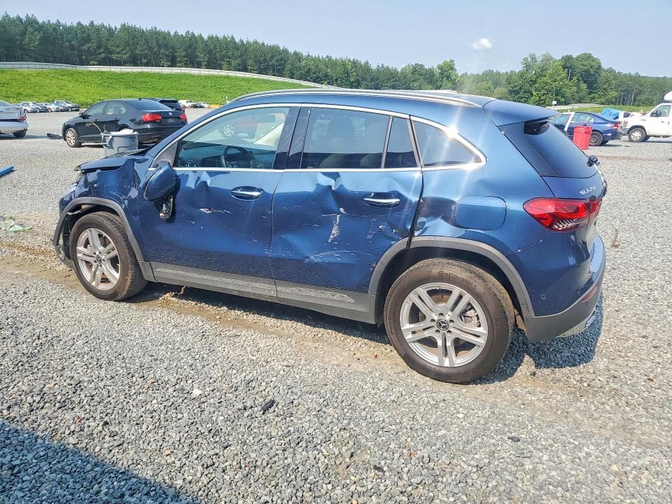 2022 MERCEDES-BENZ GLA 250 2