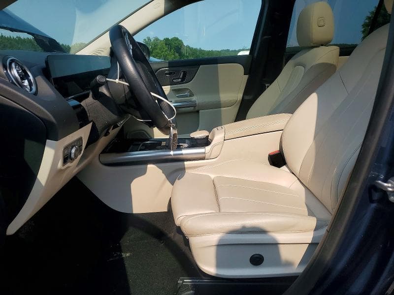 2022 MERCEDES-BENZ GLA 250 7
