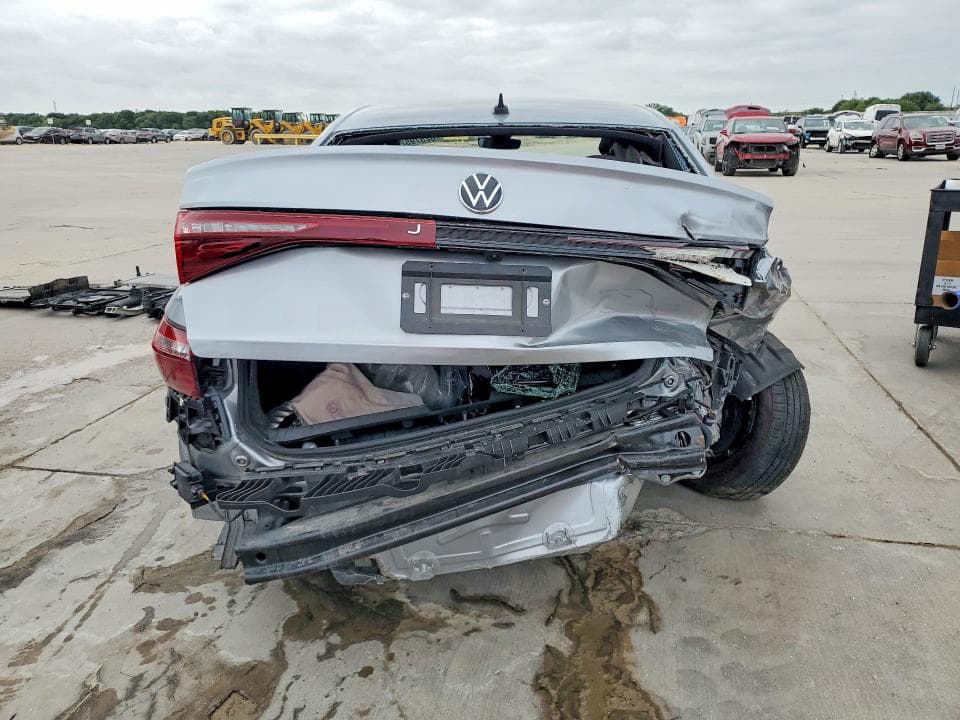 2025 VOLKSWAGEN JETTA SPORT 6