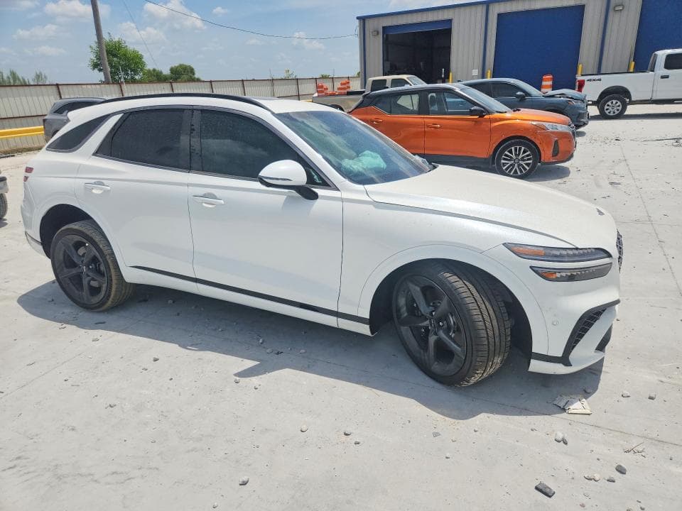 2026 GENESIS GV70 SPORT PRESTIGE 4