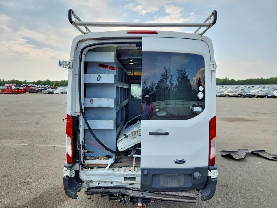 2017 FORD TRANSIT T-250 6