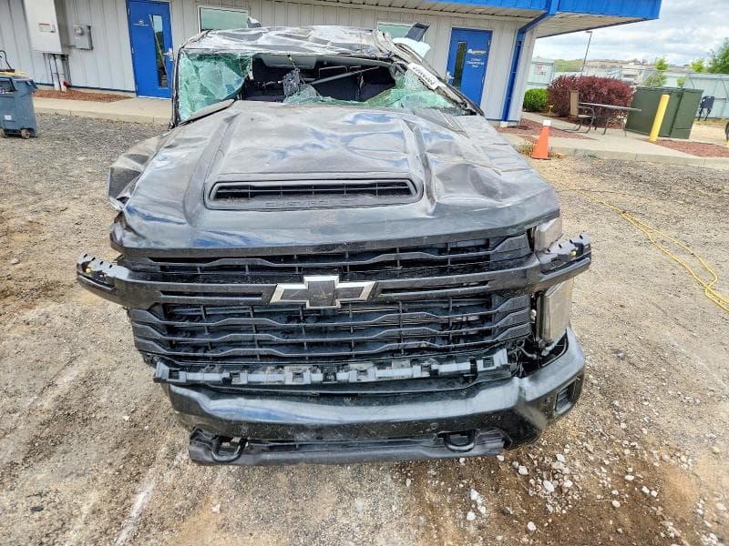 2025 CHEVROLET SILVERADO K2500 CUSTOM 11