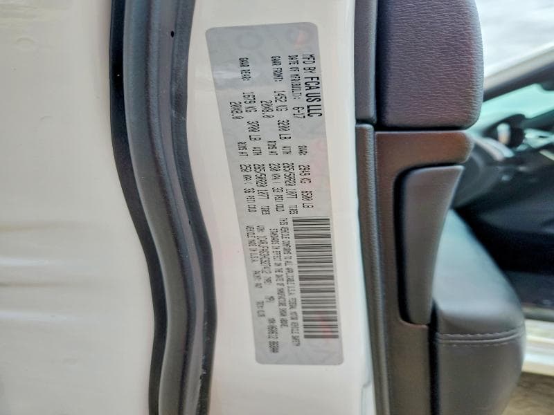 2017 JEEP GRAND CHEROKEE LAREDO 13