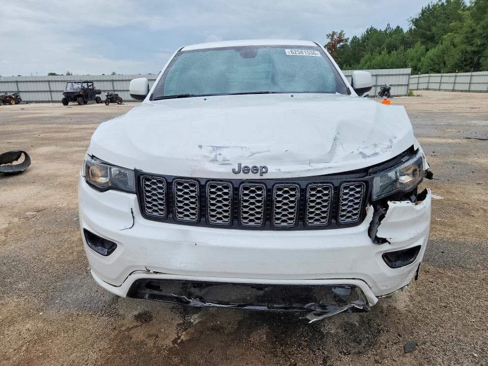 2017 JEEP GRAND CHEROKEE LAREDO 5