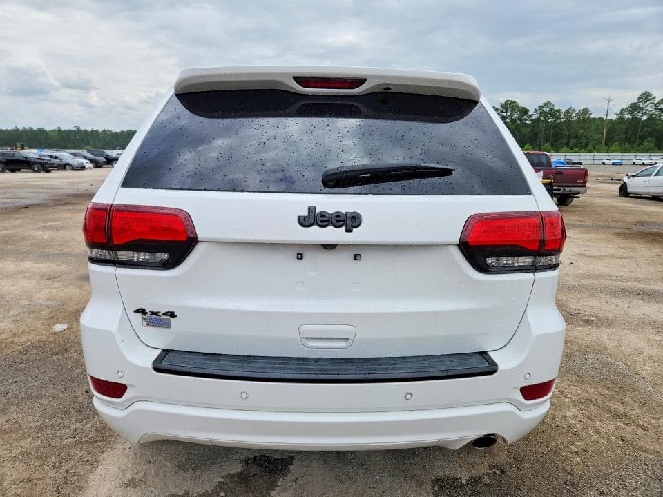 2017 JEEP GRAND CHEROKEE LAREDO 6