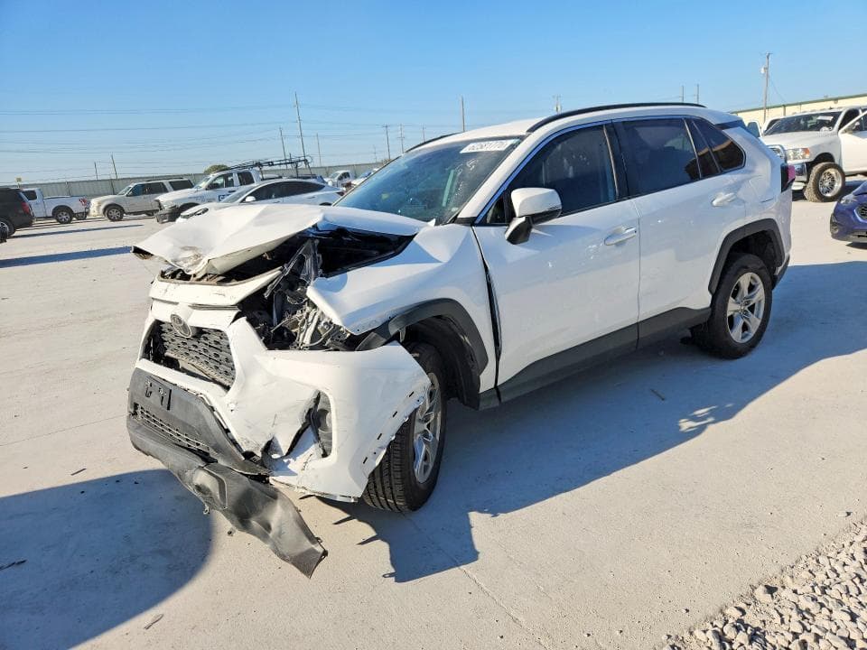 2021 TOYOTA RAV4 XLE - 1