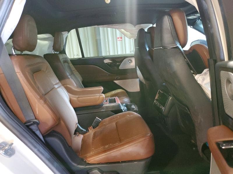 2021 LINCOLN AVIATOR GRAND TOURING 11