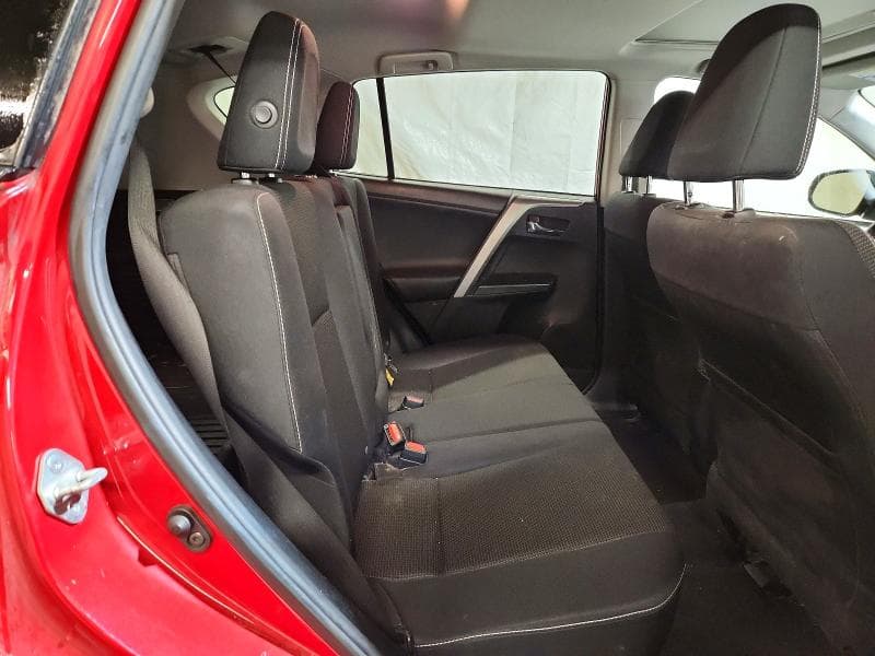 2017 TOYOTA RAV4 XLE 11