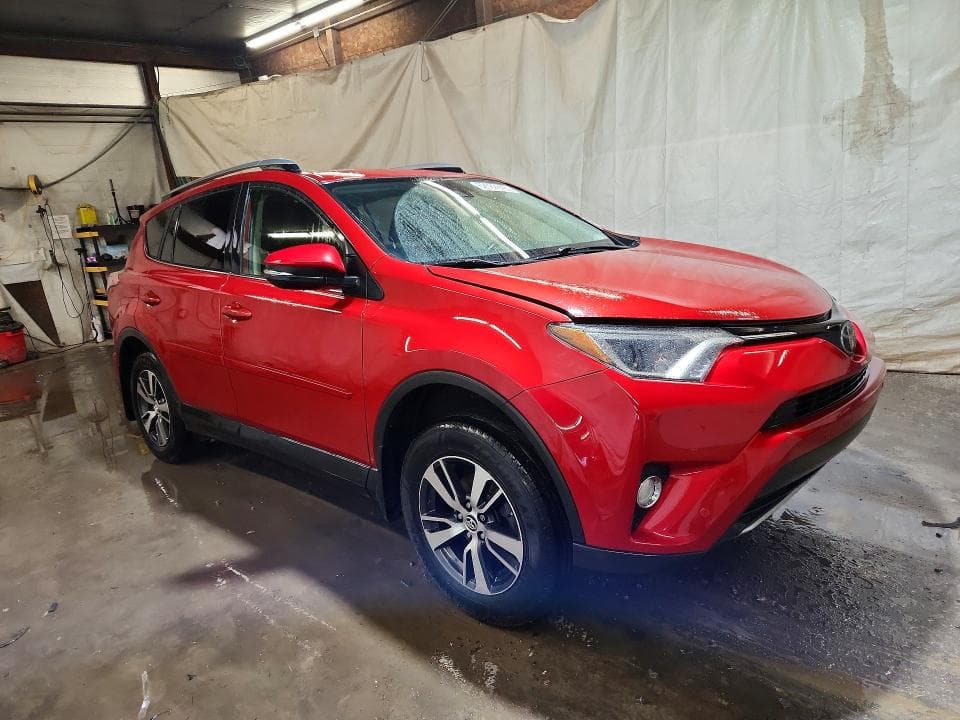 2017 TOYOTA RAV4 XLE 4