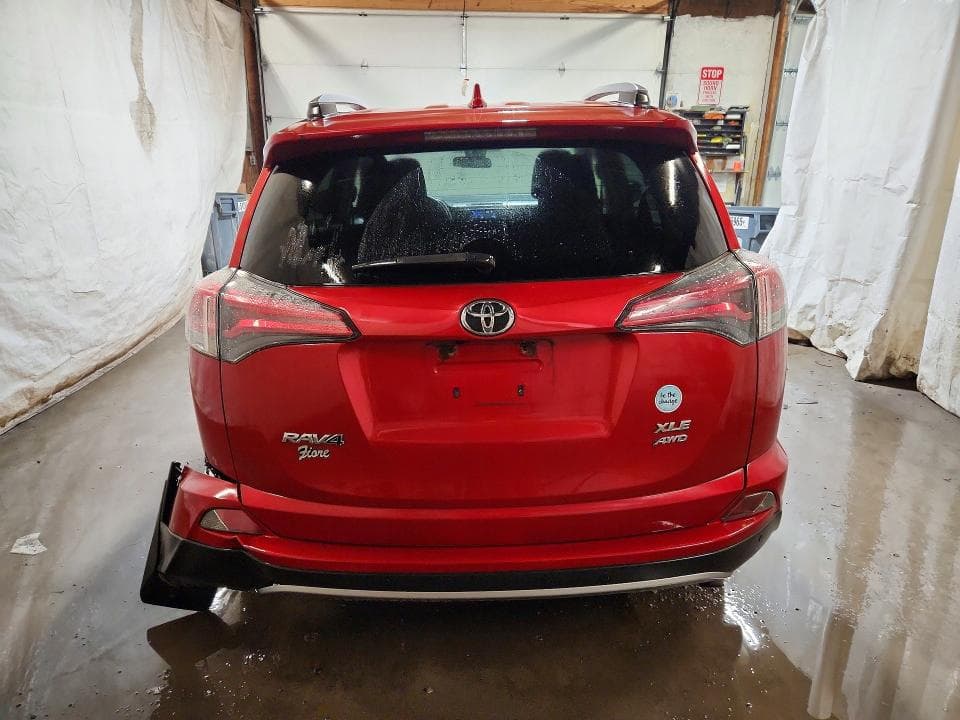 2017 TOYOTA RAV4 XLE 6