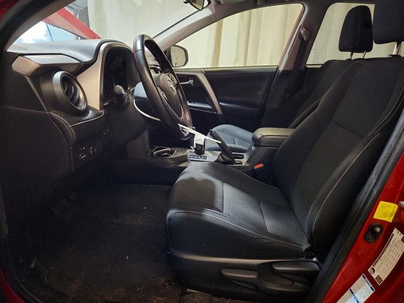 2017 TOYOTA RAV4 XLE 7