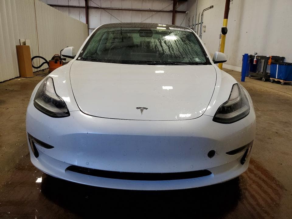 2022 TESLA MODEL 3 5
