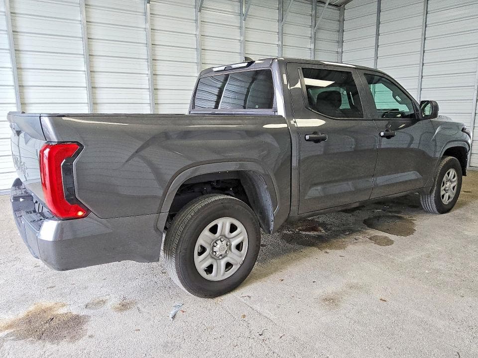2025 TOYOTA TUNDRA SR 3