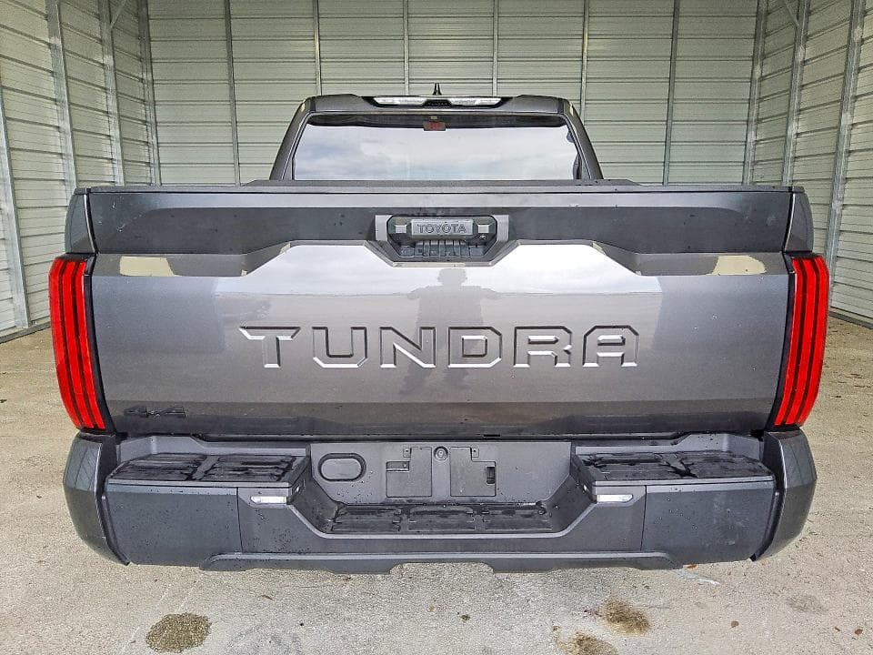 2025 TOYOTA TUNDRA SR 6