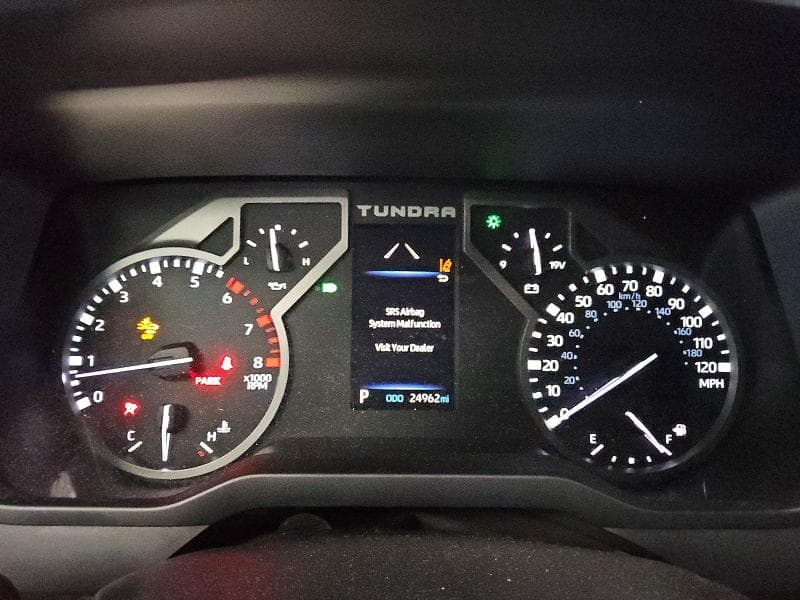 2025 TOYOTA TUNDRA SR 9