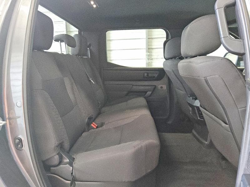 2025 TOYOTA TUNDRA SR 10